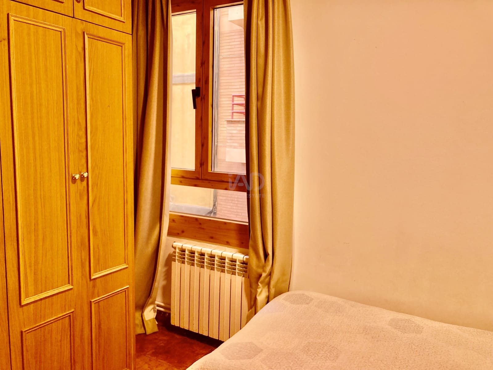Apartamento de 4 habitaciones en Barcelona ciudad en venta - 500.000 € (Ref: 9988711)