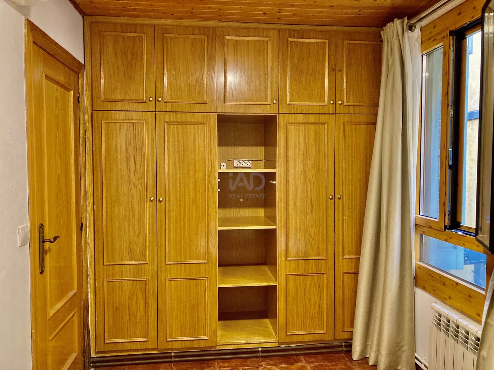 Apartamento de 4 habitaciones en Barcelona ciudad en venta - 500.000 € (Ref: 9988711)
