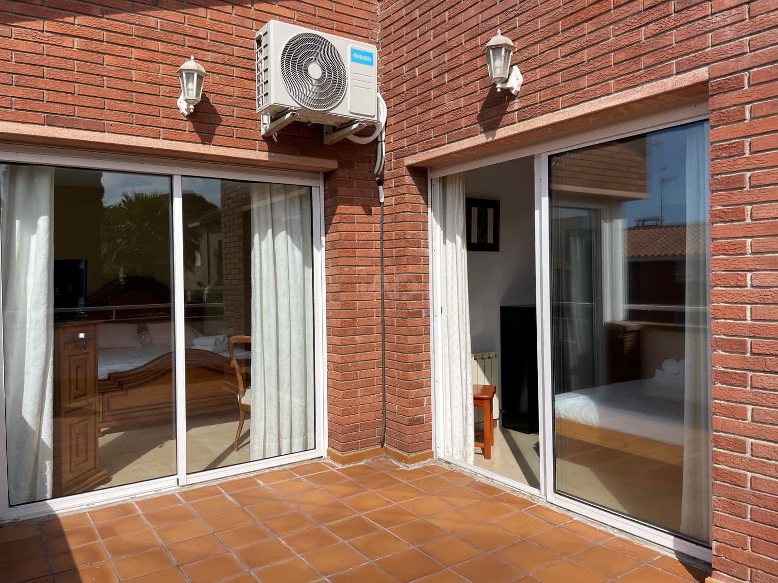 6 sypialnia Dom na sprzedaż w Miasto Barcelona z basenem garażem - 850 000 € (Ref: 9988712)