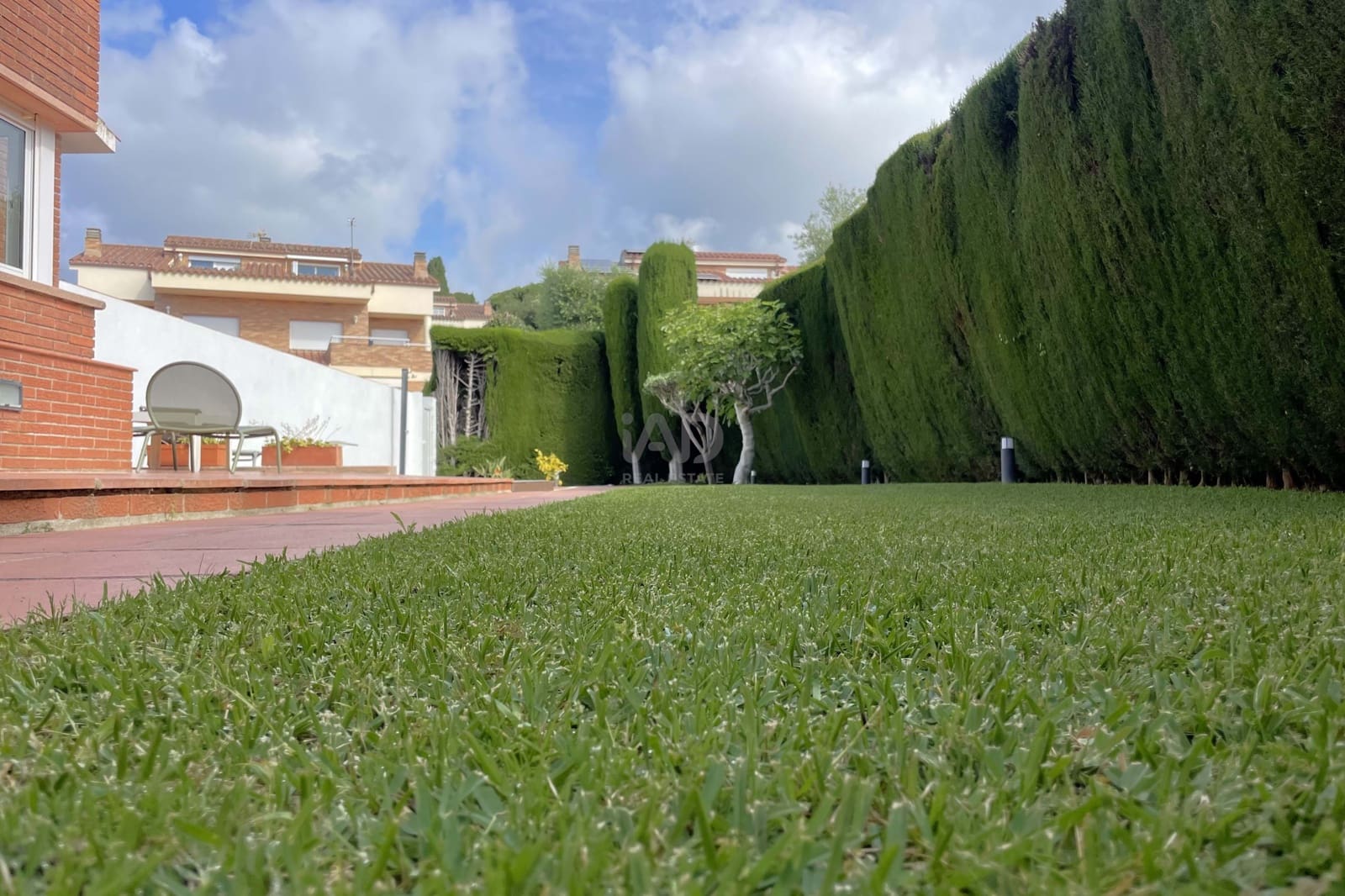6 sypialnia Dom na sprzedaż w Miasto Barcelona z basenem garażem - 850 000 € (Ref: 9988712)