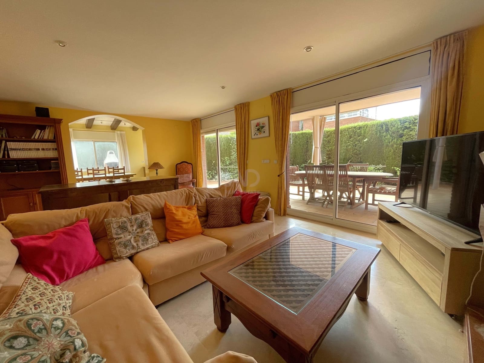 6 sypialnia Dom na sprzedaż w Miasto Barcelona z basenem garażem - 850 000 € (Ref: 9988712)