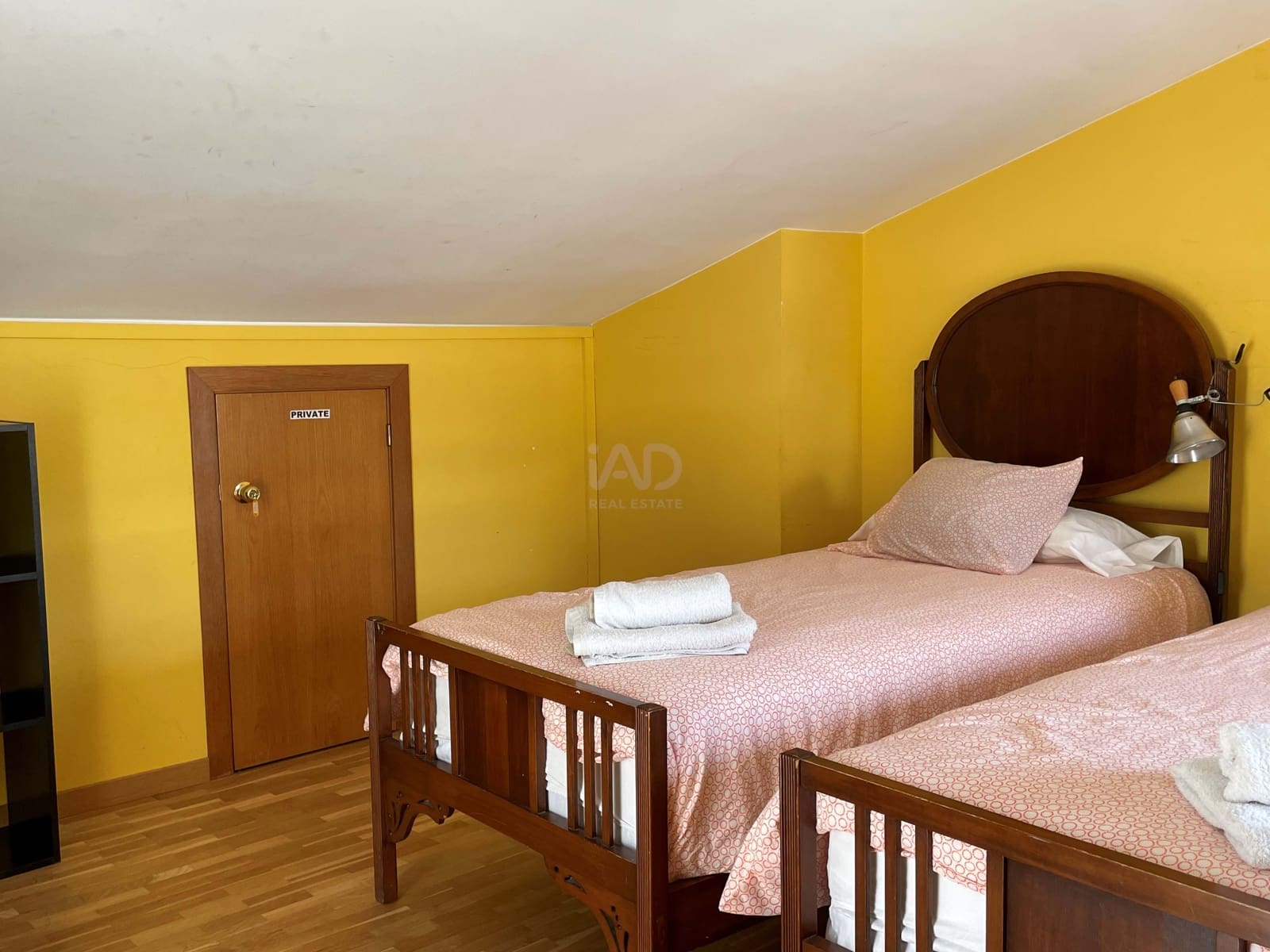 6 sypialnia Dom na sprzedaż w Miasto Barcelona z basenem garażem - 850 000 € (Ref: 9988712)