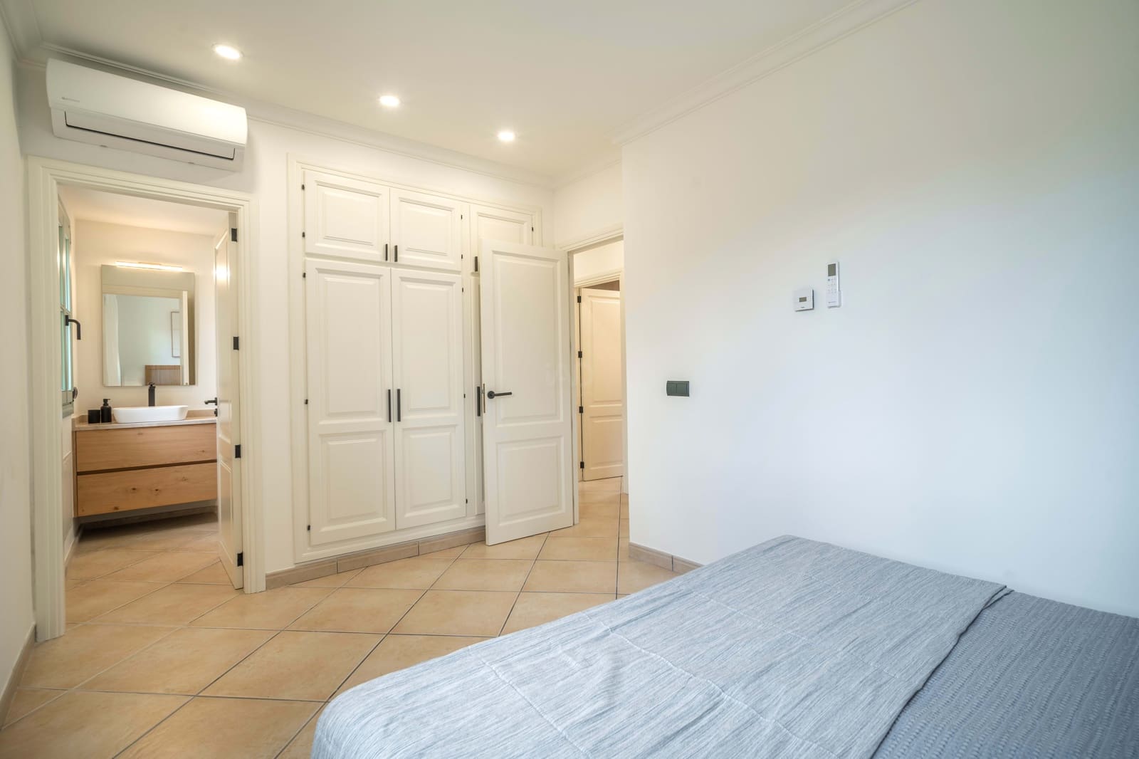 3 chambre Maison de Ville à vendre à Sineu avec piscine garage - 1 400 000 € (Ref: 9988713)