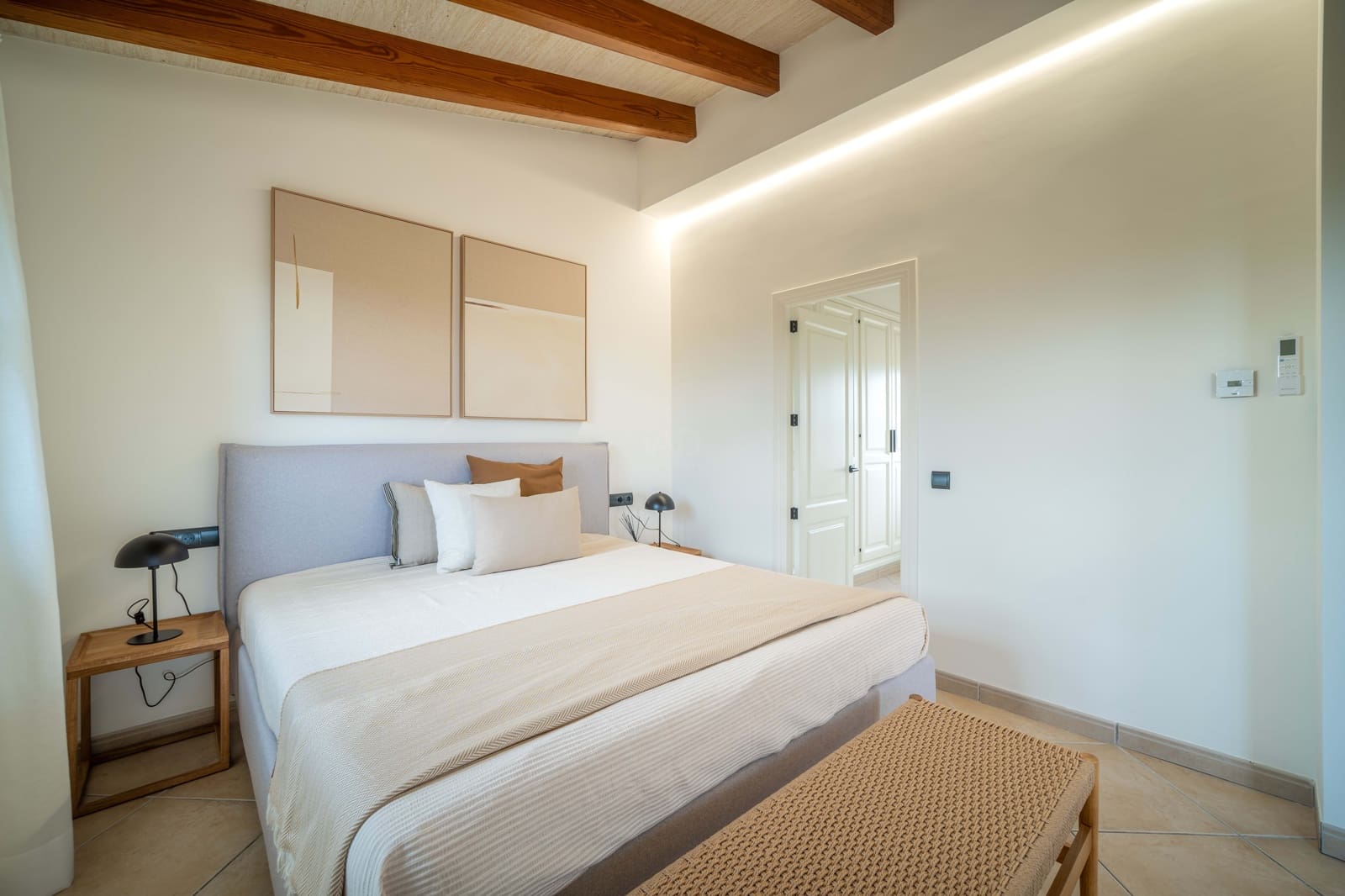 3 chambre Maison de Ville à vendre à Sineu avec piscine garage - 1 400 000 € (Ref: 9988713)