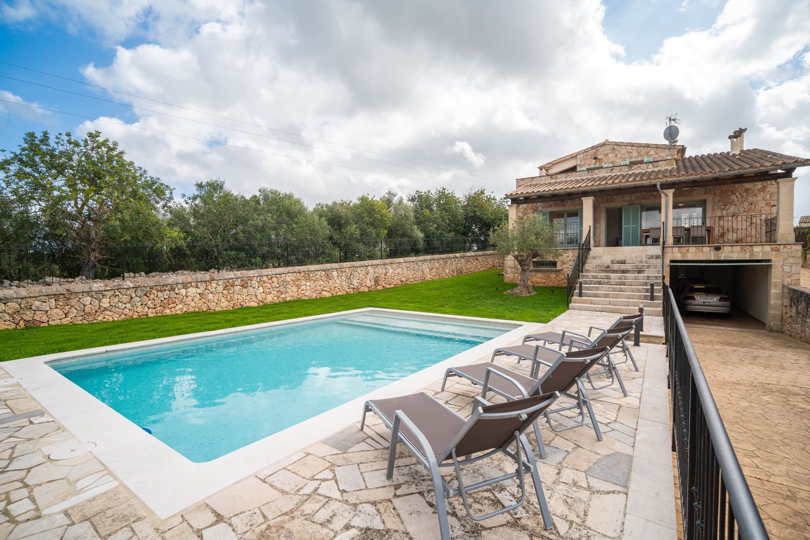 3 chambre Maison de Ville à vendre à Sineu avec piscine garage - 1 400 000 € (Ref: 9988713)