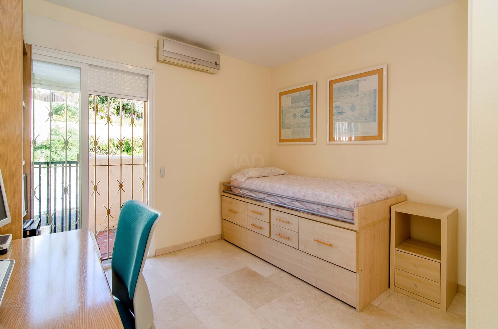 5 quarto Moradia em Banda para venda em Barcelona cidade com piscina garagem - 795 000 € (Ref: 9988718)