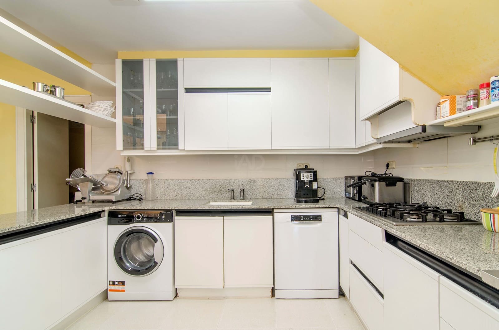 5 quarto Moradia em Banda para venda em Barcelona cidade com piscina garagem - 795 000 € (Ref: 9988718)