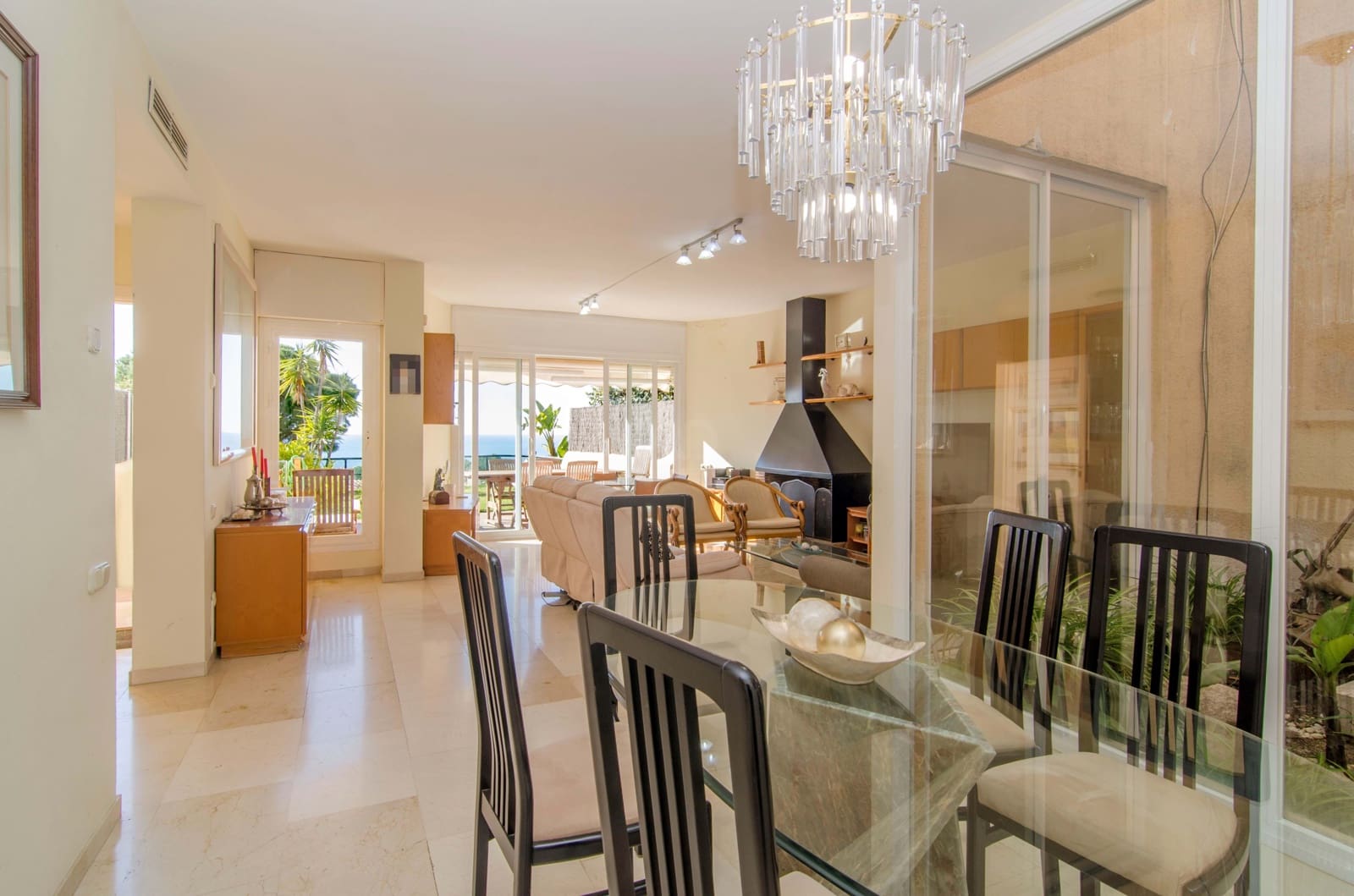 5 quarto Moradia em Banda para venda em Barcelona cidade com piscina garagem - 795 000 € (Ref: 9988718)