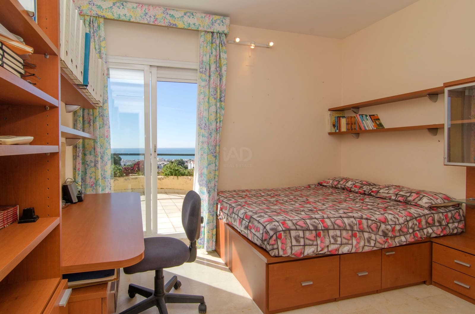 5 quarto Moradia em Banda para venda em Barcelona cidade com piscina garagem - 795 000 € (Ref: 9988718)