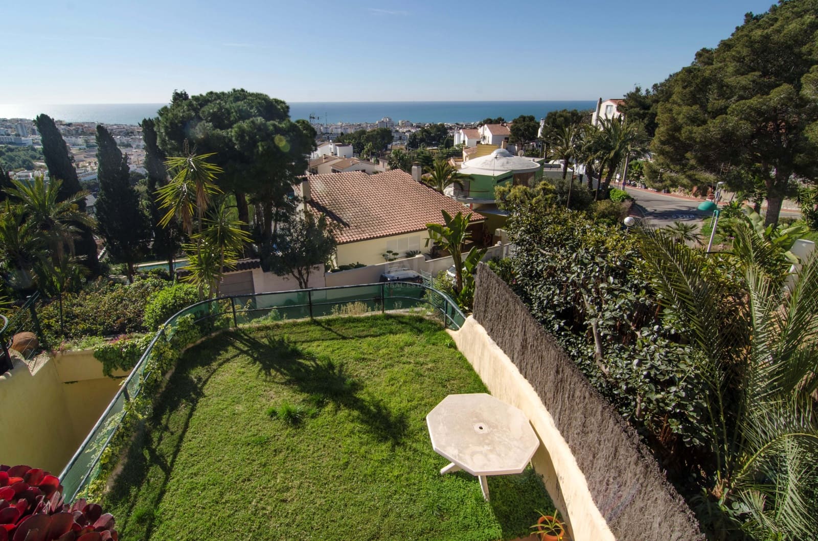 5 quarto Moradia em Banda para venda em Barcelona cidade com piscina garagem - 795 000 € (Ref: 9988718)