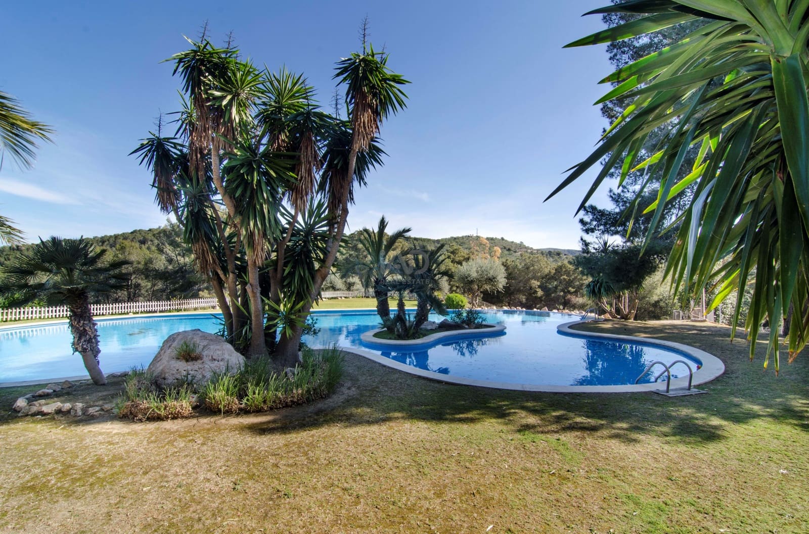 5 quarto Moradia em Banda para venda em Barcelona cidade com piscina garagem - 795 000 € (Ref: 9988718)