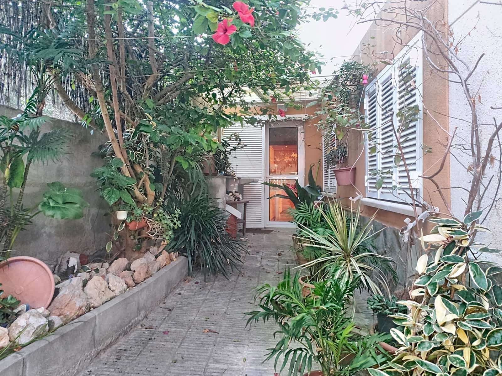 7 chambre Maison de Ville à vendre à Barcelone ville - 440 000 € (Ref: 9988721)