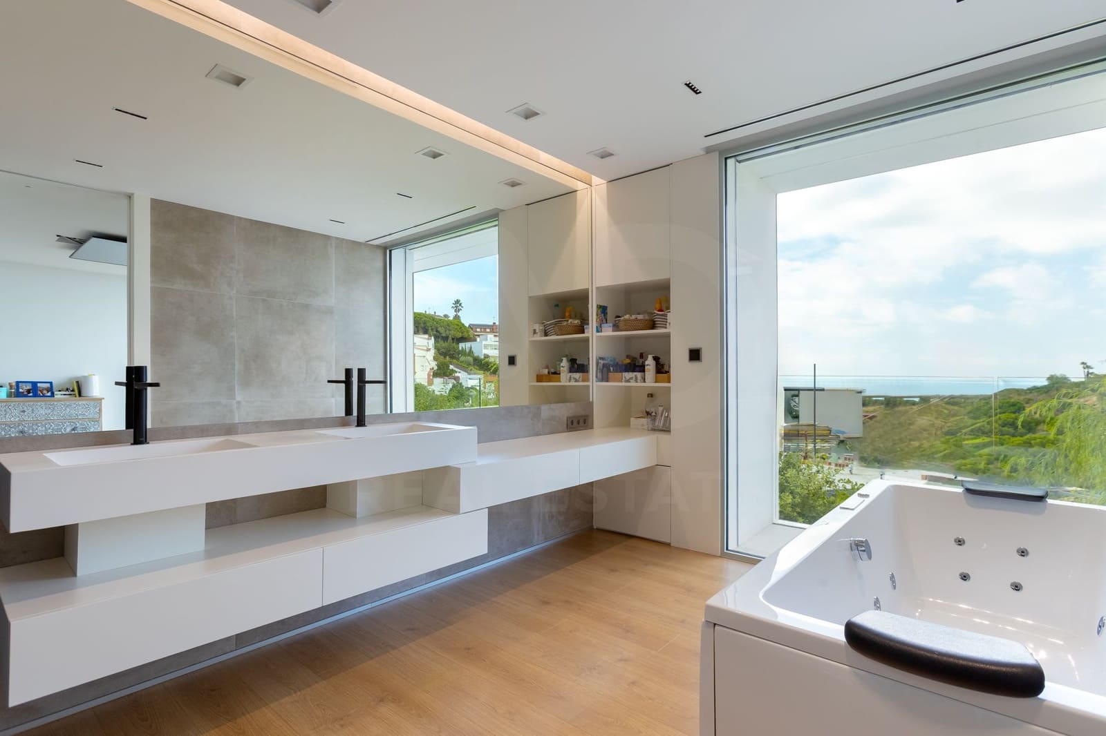 4 bedroom Townhouse for sale in Teia with pool garage - € 2,500,000 (Ref: 9988722)