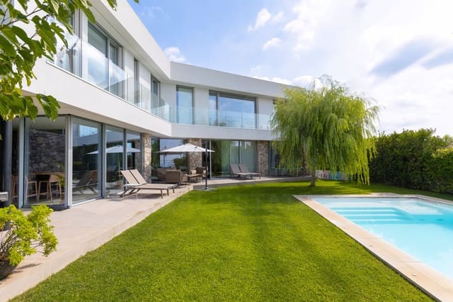 4 bedroom Townhouse for sale in Teià with pool garage - € 2,500,000 (Ref: 9988722)