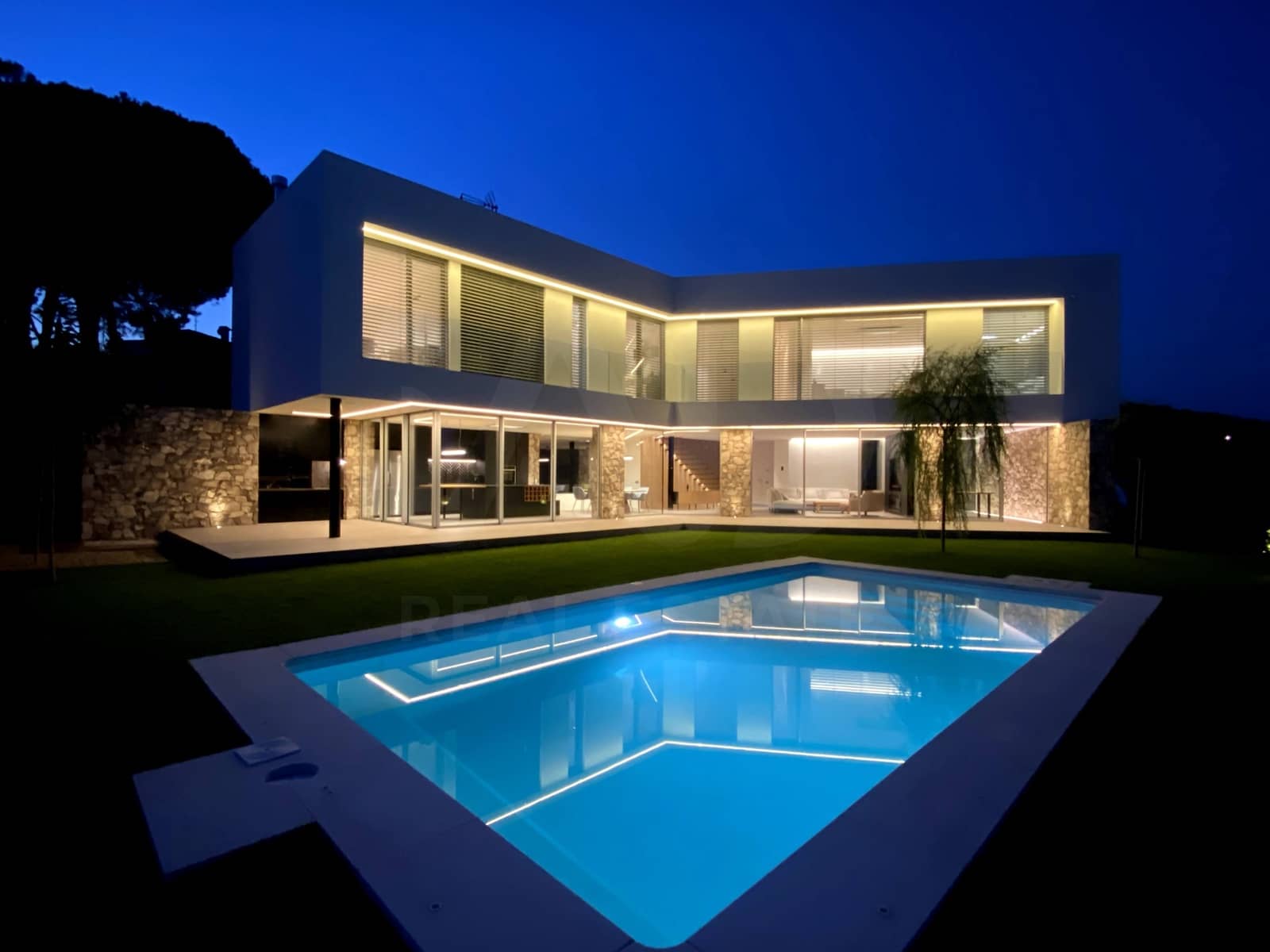 4 bedroom Townhouse for sale in Teia with pool garage - € 2,500,000 (Ref: 9988722)