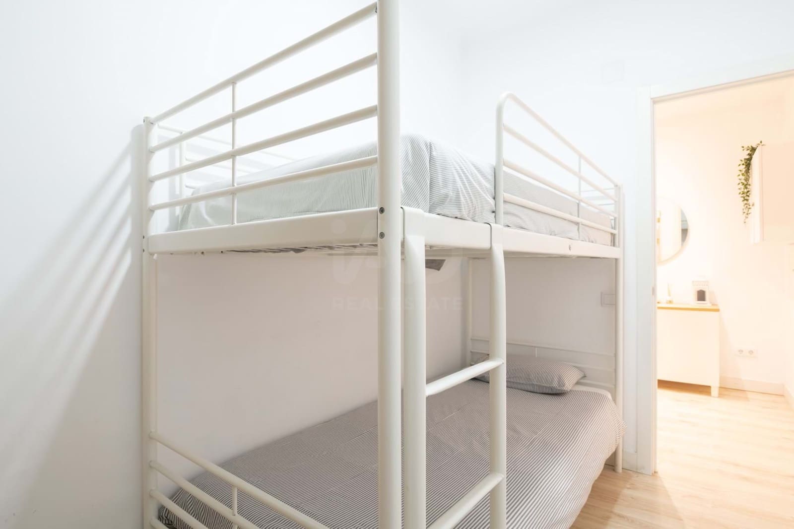 3 soveværelse Lejlighed til salg i Barcelona by - € 389.000 (Ref: 9988723)