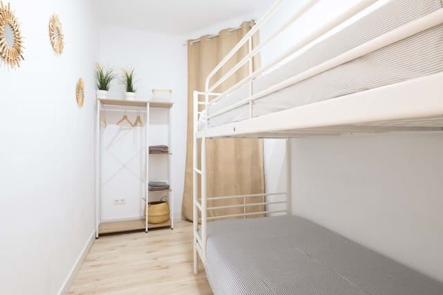 3 slaapkamer Appartement te koop in El Baix Guinardó, Barcelona stad - € 389.000 (Ref: 9988723)