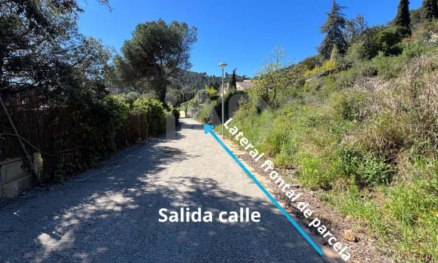 Undeveloped Land for sale in Barcelona city - € 290,000 (Ref: 9988724)