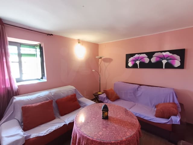 4 quarto Moradia em Banda para venda em Granada cidade com garagem - 60 000 € (Ref: 9988726)
