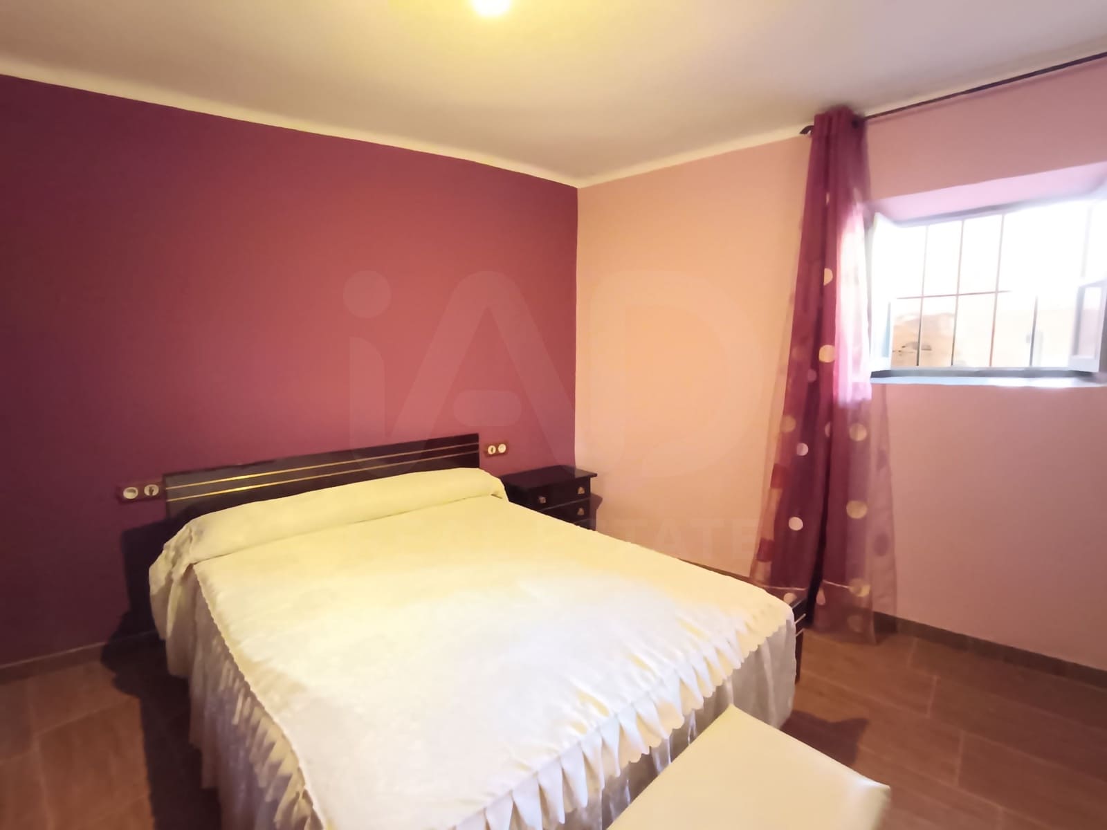 4 chambre Villa/Maison Mitoyenne à vendre à Grenade ville avec garage - 60 000 € (Ref: 9988726)