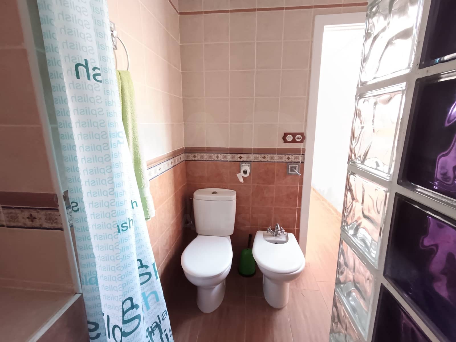 4 chambre Villa/Maison Mitoyenne à vendre à Grenade ville avec garage - 60 000 € (Ref: 9988726)
