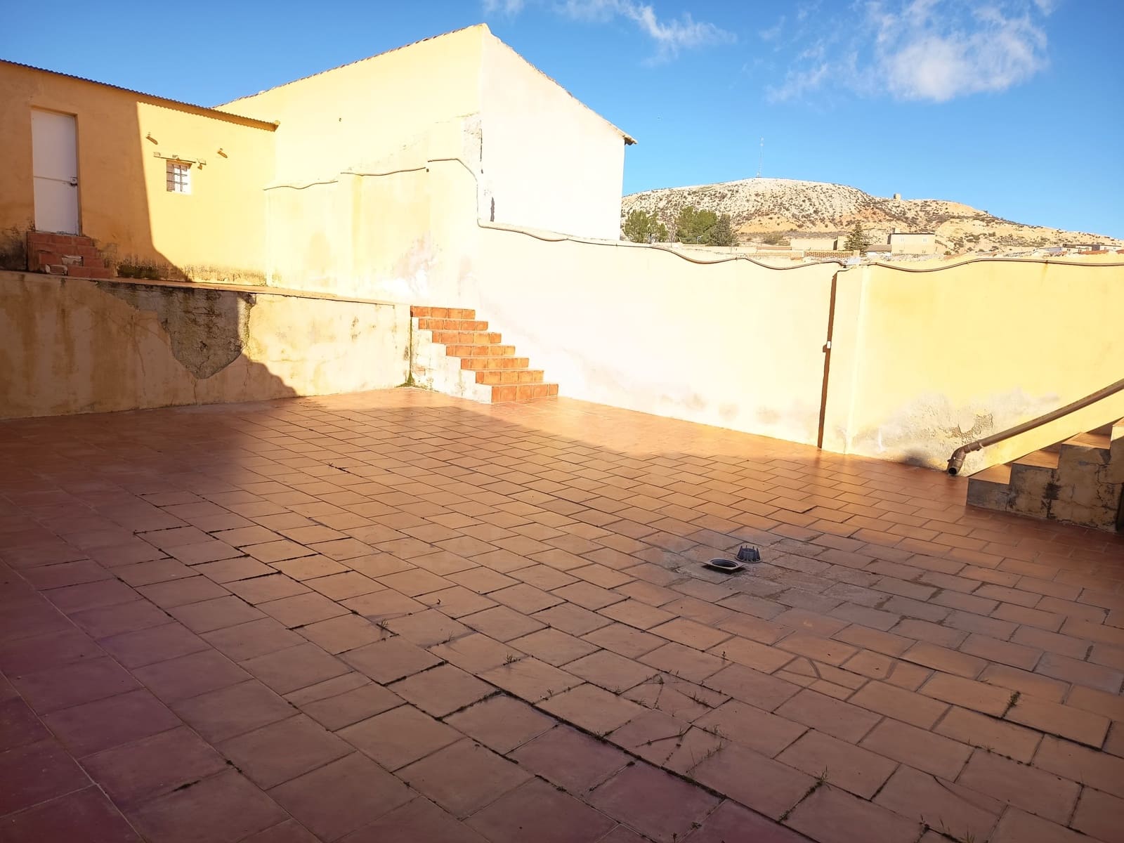 4 chambre Villa/Maison Mitoyenne à vendre à Grenade ville avec garage - 60 000 € (Ref: 9988726)