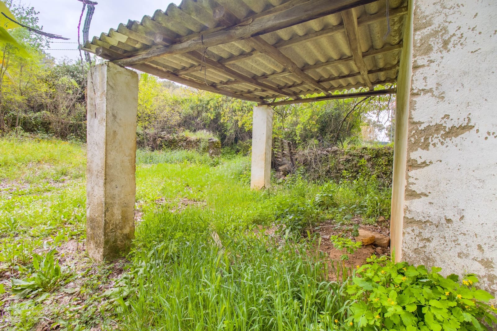 Grunde uden byggetilladelser til salg i Huelva by - € 54.000 (Ref: 9988727)