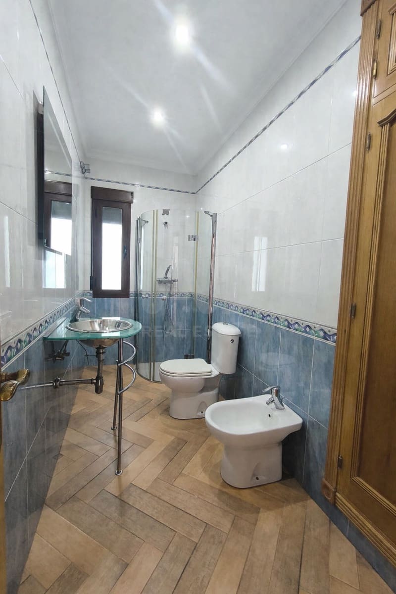 5 slaapkamer Huis te koop in Huelva stad met zwembad garage - € 1.010.000 (Ref: 9988728)