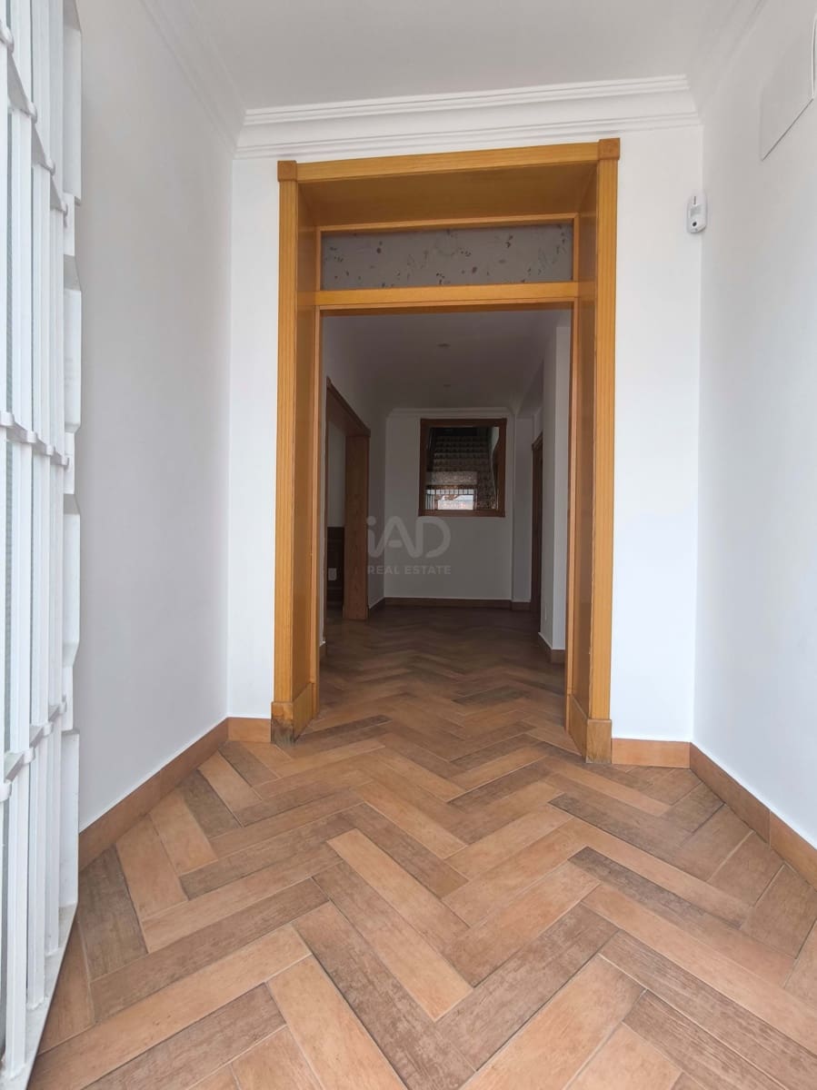 5 slaapkamer Huis te koop in Huelva stad met zwembad garage - € 1.010.000 (Ref: 9988728)