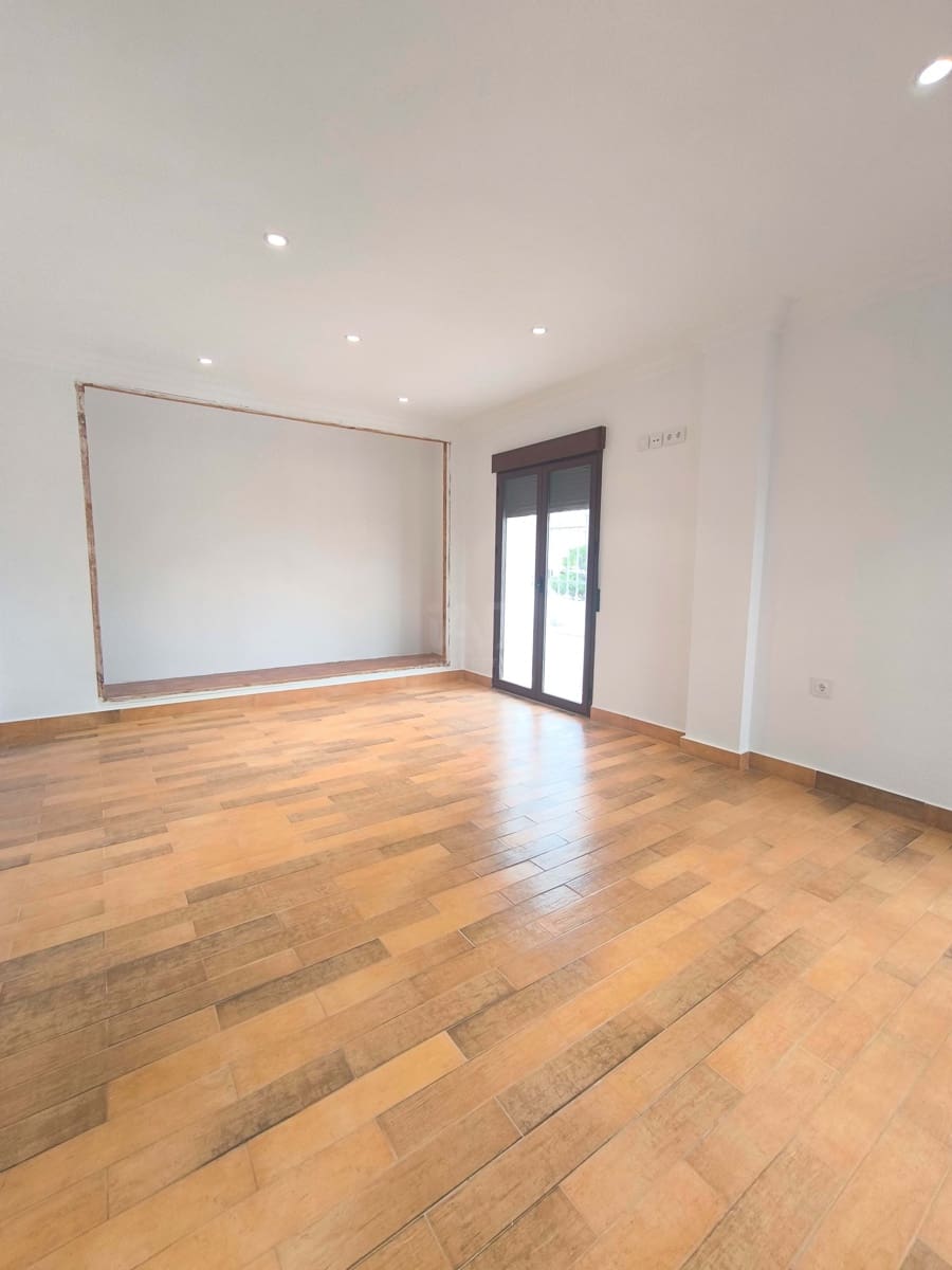 5 slaapkamer Huis te koop in Huelva stad met zwembad garage - € 1.010.000 (Ref: 9988728)