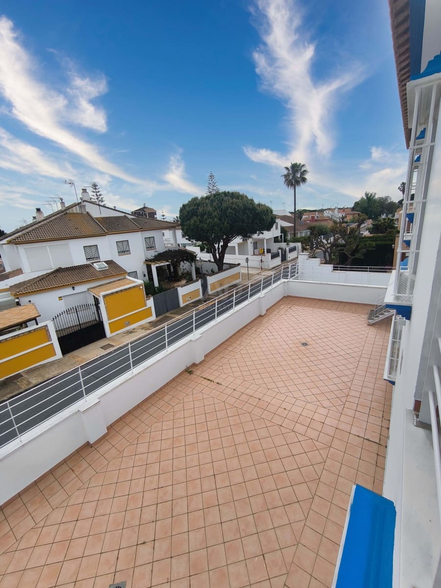 5 slaapkamer Huis te koop in Huelva stad met zwembad garage - € 1.010.000 (Ref: 9988728)
