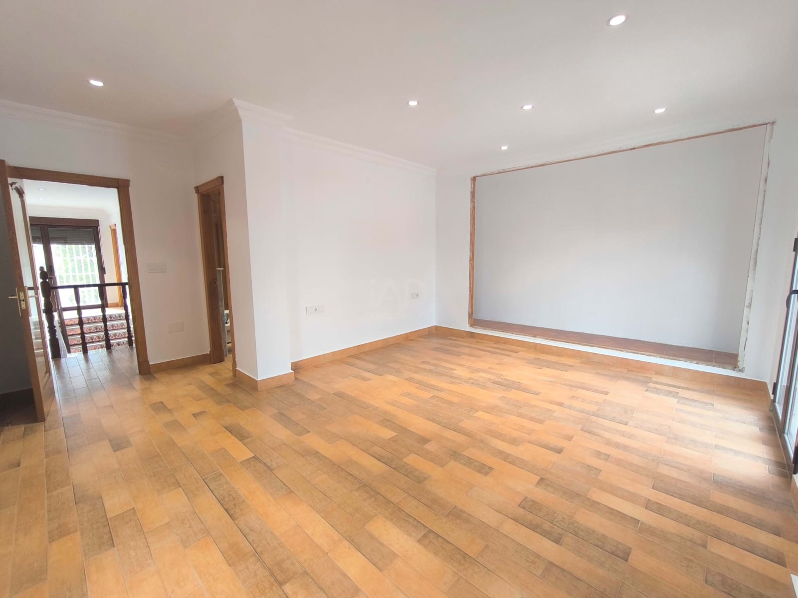 5 slaapkamer Huis te koop in Huelva stad met zwembad garage - € 1.010.000 (Ref: 9988728)