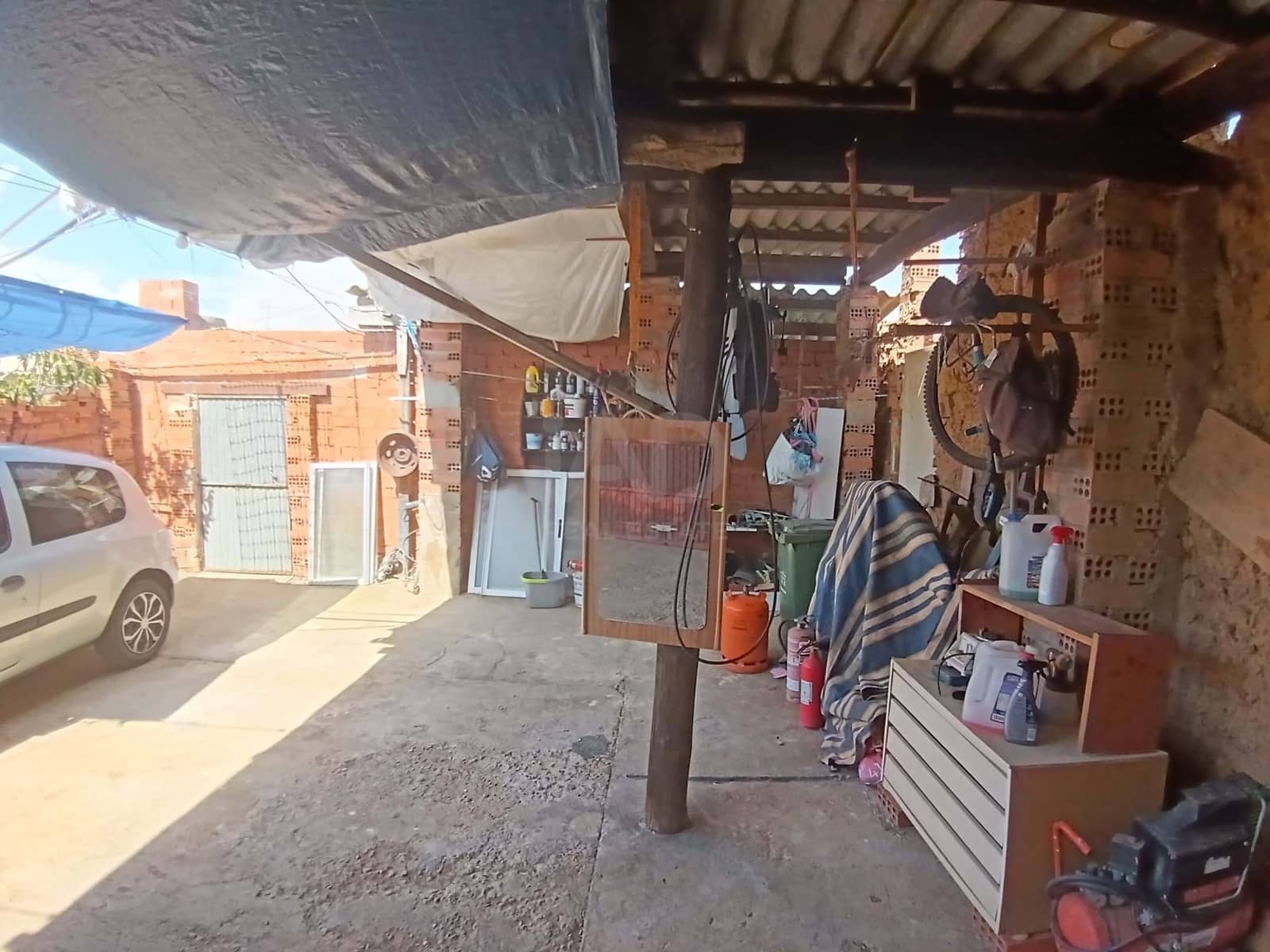 Tomt till salu i Leon stad - 40 000 € (Ref: 9988730)