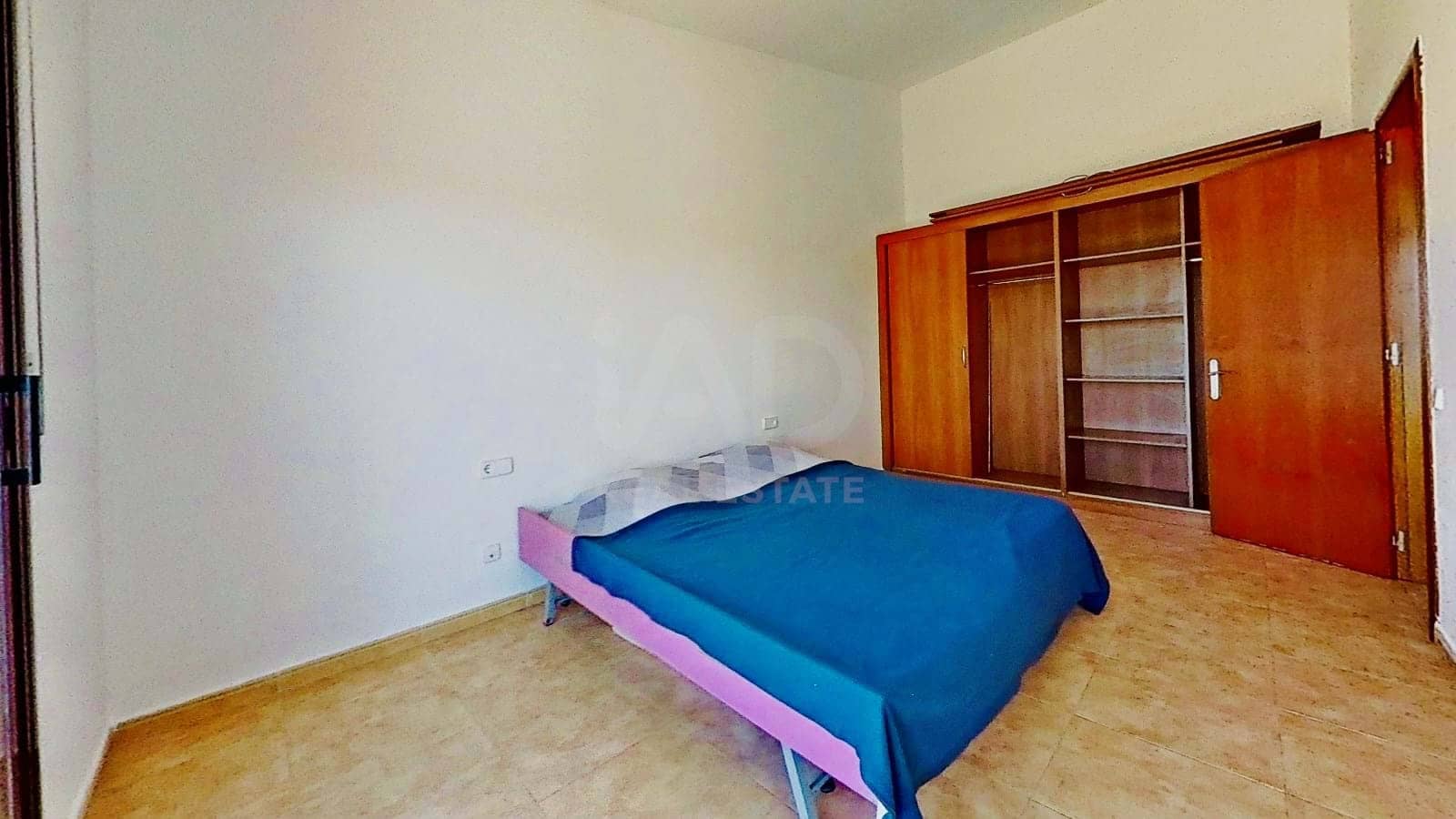 4 sovrum Radhus till salu i Lleida stad med garage - 159 000 € (Ref: 9988731)