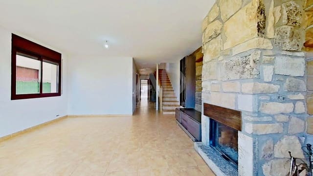 4 camera da letto Villetta a Schiera in vendita in Lleida città con garage - 159.000 € (Rif: 9988731)
