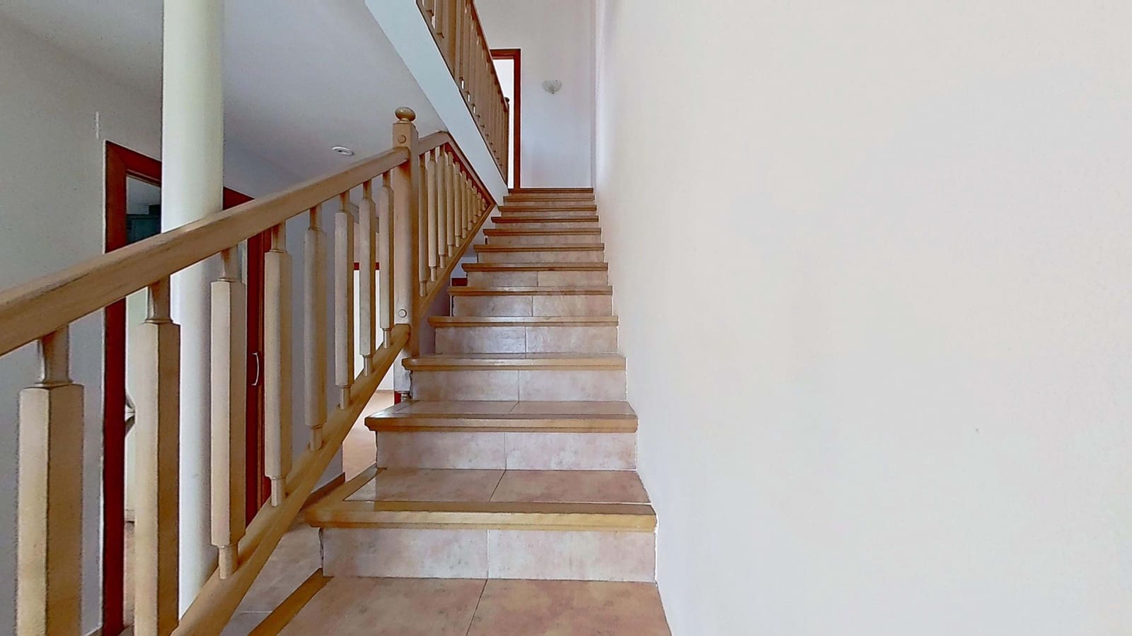 4 sovrum Radhus till salu i Lleida stad med garage - 159 000 € (Ref: 9988731)