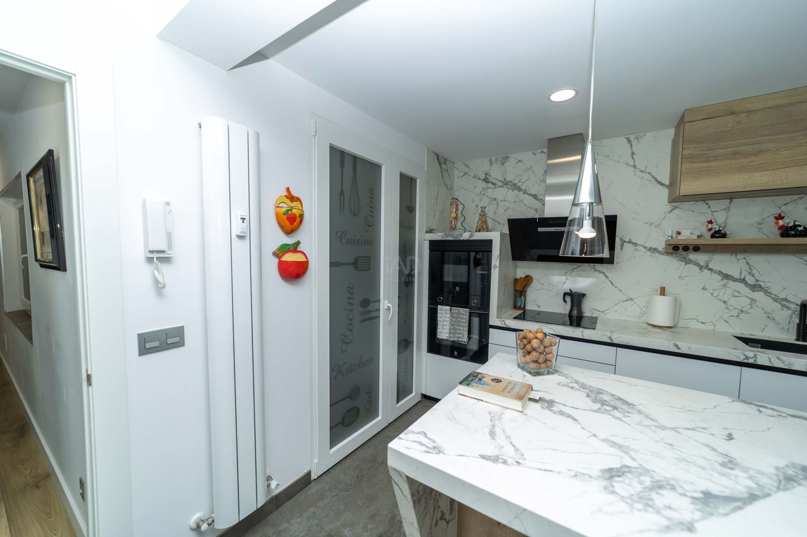 4 slaapkamer Appartement te koop in Leon stad met garage - € 549.000 (Ref: 9988732)
