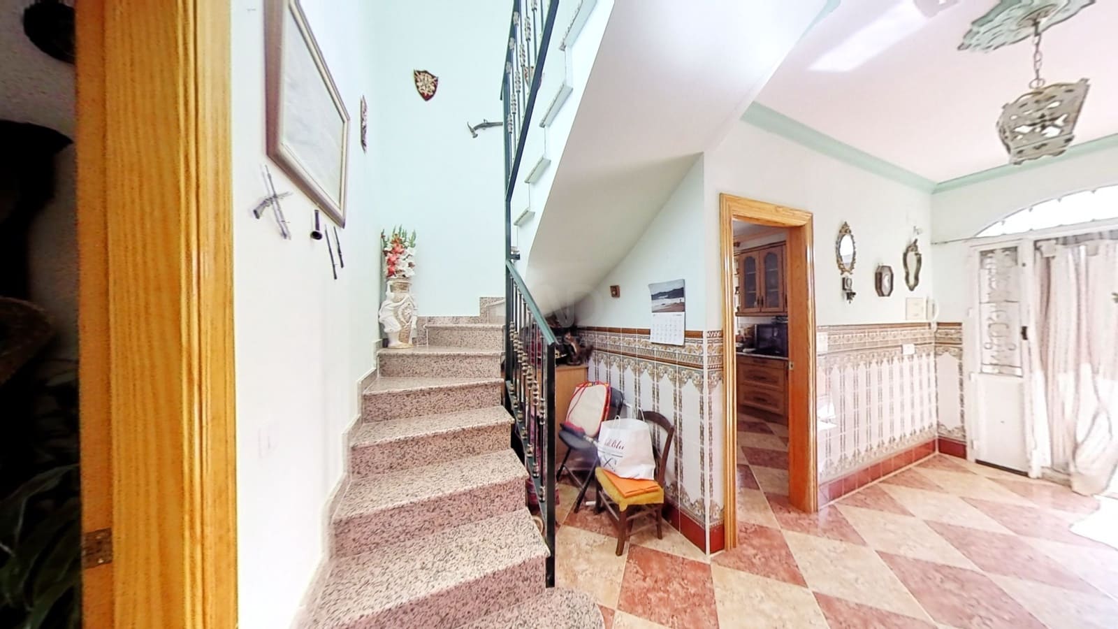 4 sypialnia Finka/Dom wiejski na sprzedaż w Miasto Grenada z garażem - 250 000 € (Ref: 9988734)