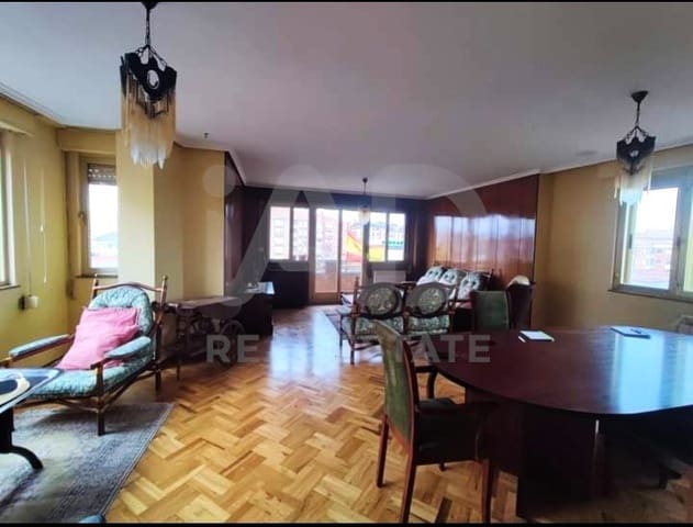 6 Zimmer Apartment zu verkaufen in La Bañeza - 125.000 € (Ref: 9988735)