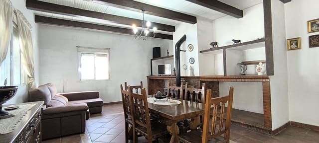4 soverom Finca/Herregård til salgs i Huelva by med garasje - € 235 000 (Ref: 9988736)