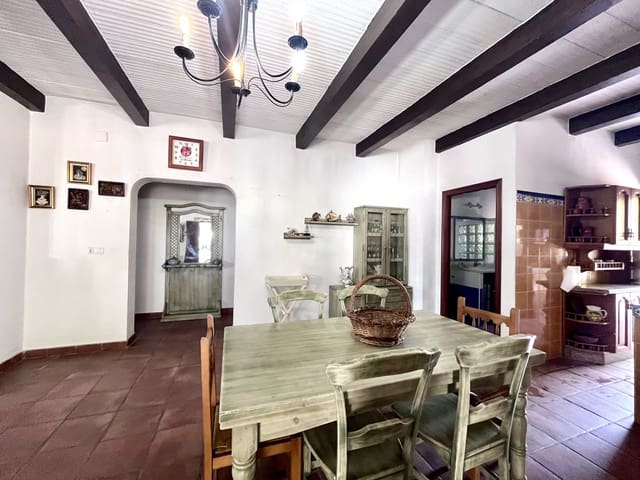 4 soverom Finca/Herregård til salgs i Huelva by med garasje - € 235 000 (Ref: 9988736)