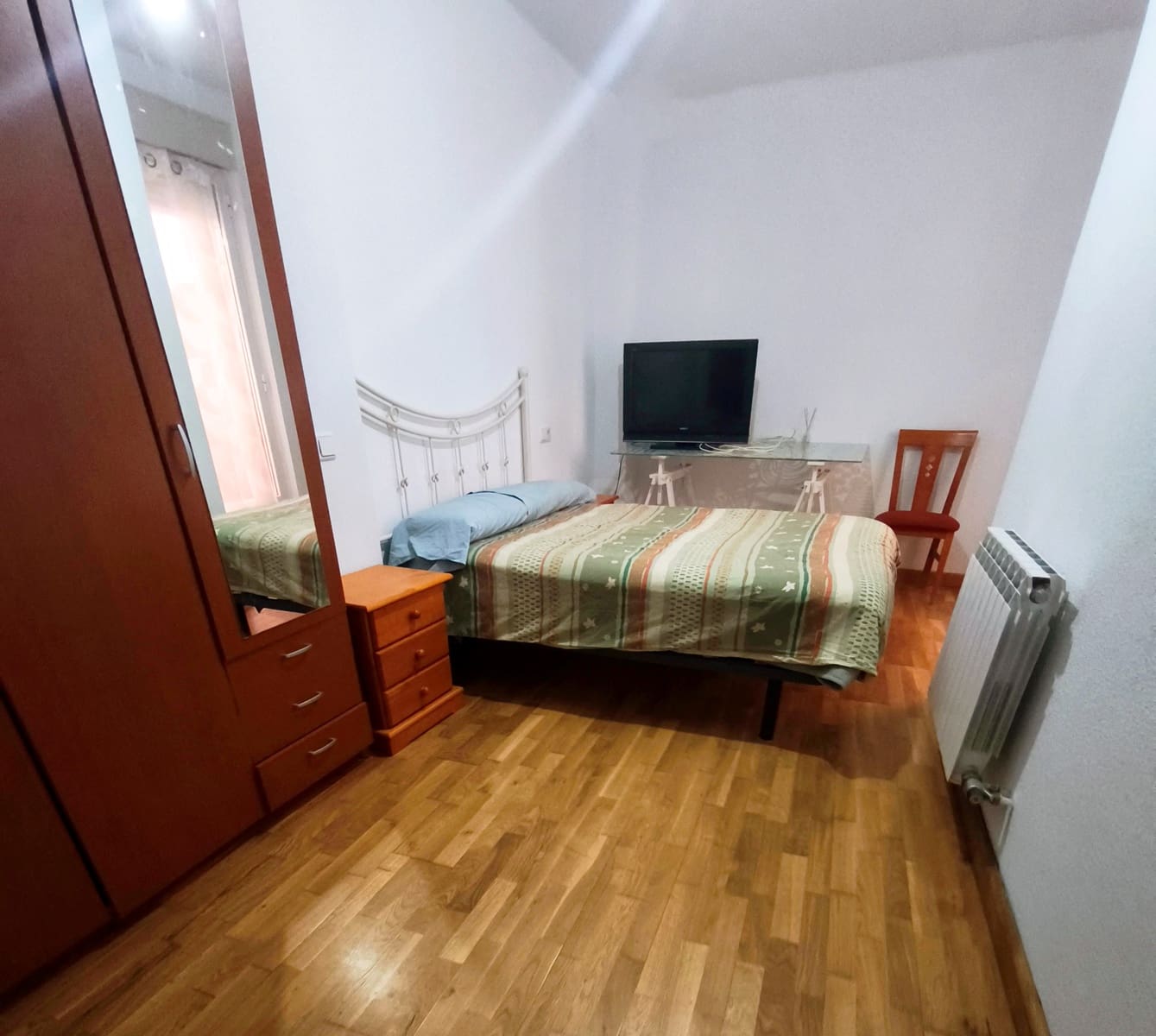 3 soveværelse Lejlighed til salg i Leon by med garage - € 85.000 (Ref: 9988737)