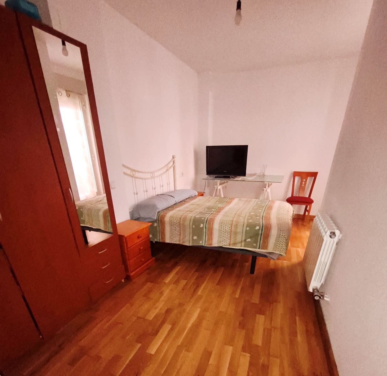 3 soveværelse Lejlighed til salg i Leon by med garage - € 85.000 (Ref: 9988737)