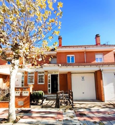 3 soverom Villa til salgs i San Andrés del Rabanedo med garasje - € 244 000 (Ref: 9988738)