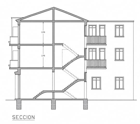 Kommersiell til salgs i Leon by - € 320 000 (Ref: 9988739)