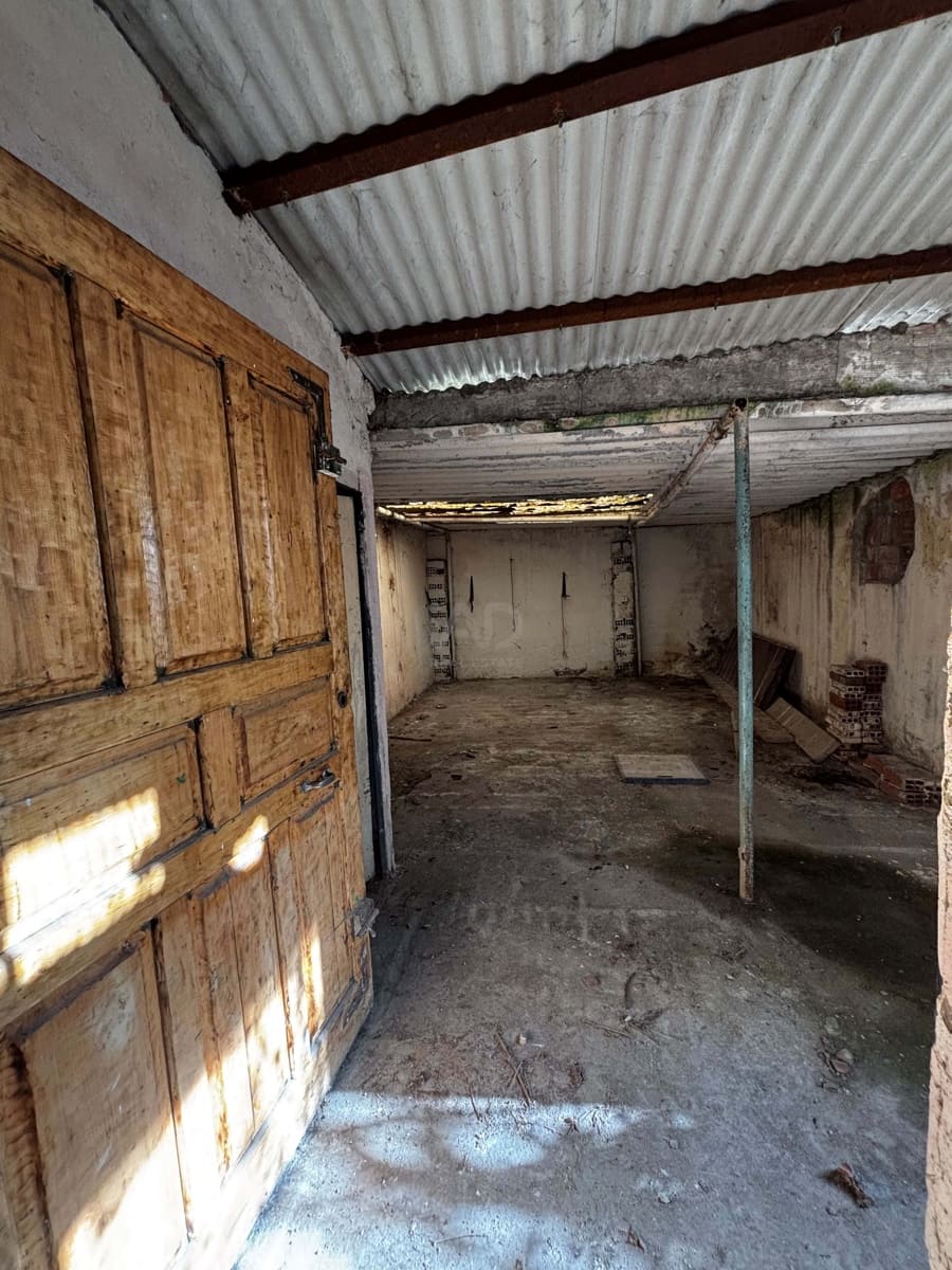 Gewerbe zu verkaufen in Leon Stadt - 320.000 € (Ref: 9988739)