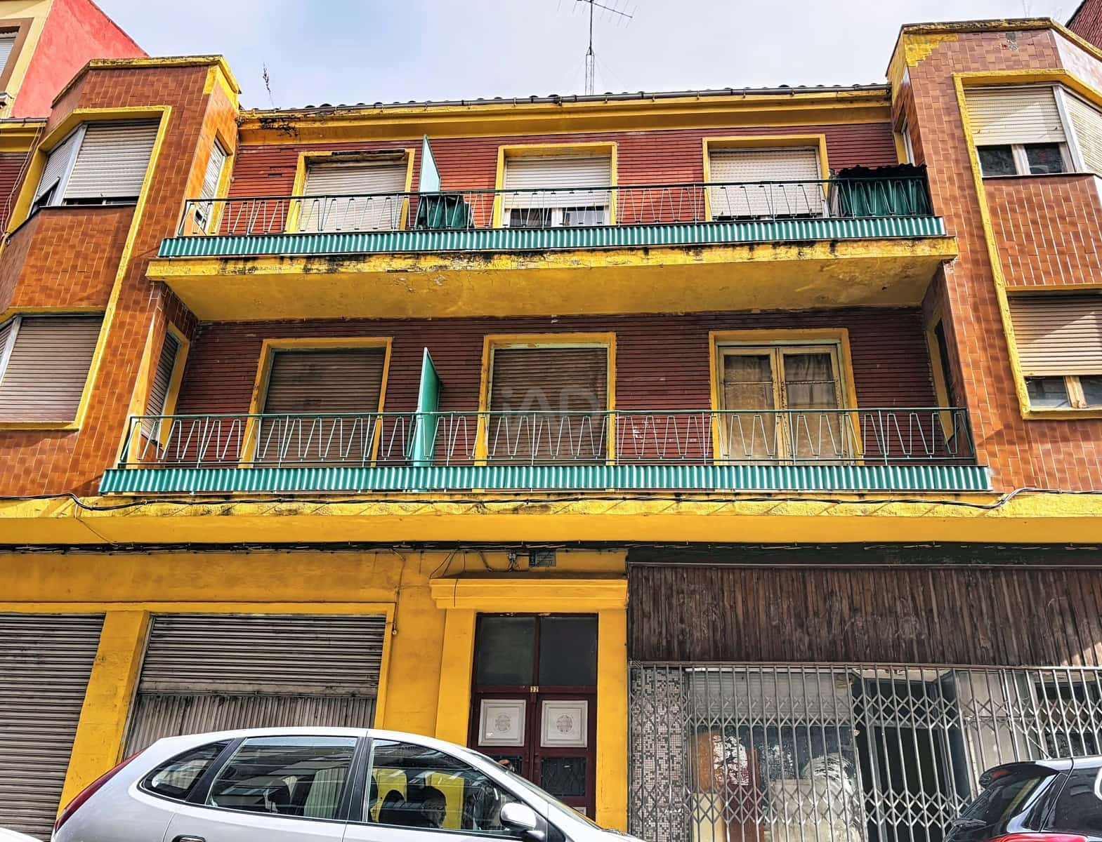 Gewerbe zu verkaufen in Leon Stadt - 320.000 € (Ref: 9988739)