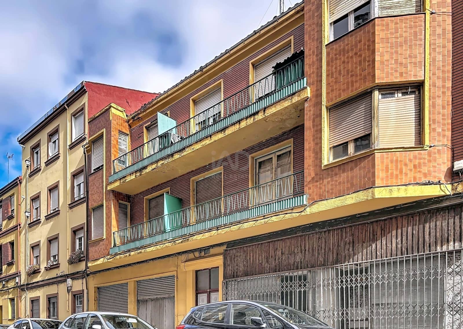 Gewerbe zu verkaufen in Leon Stadt - 320.000 € (Ref: 9988739)