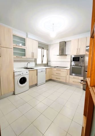 Apartamento de 4 habitaciones en León ciudad en venta - 194.900 € (Ref: 9988742)