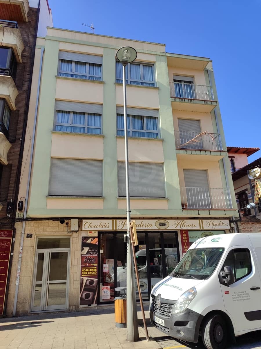 4 sovrum Lägenhet till salu i Leon stad - 194 900 € (Ref: 9988742)